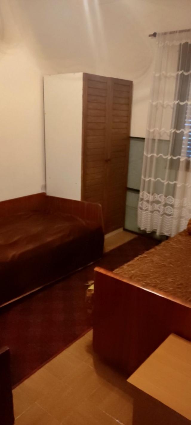 Two-storey house for a mini-hotel or family home in Sutomore, Bar