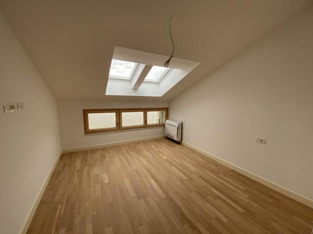Penthouse, 2 bedrooms, Dobrota