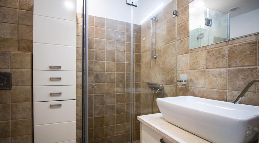 Unique apartment in a modern complex with a swimming pool (Dobrota, Kotor)
