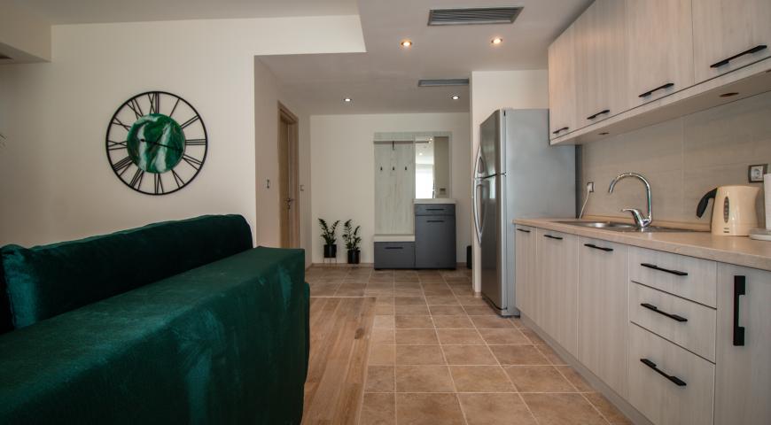 Unique apartment in a modern complex with a swimming pool (Dobrota, Kotor)