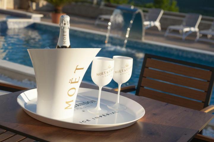 New luxury villa in Budva above Jaz beach