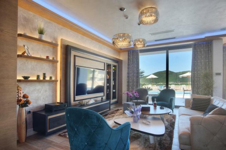 New luxury villa in Budva above Jaz beach