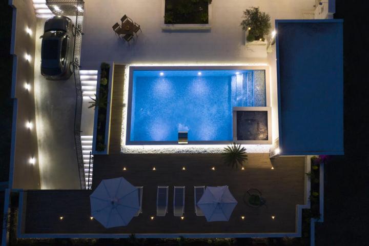 New luxury villa in Budva above Jaz beach