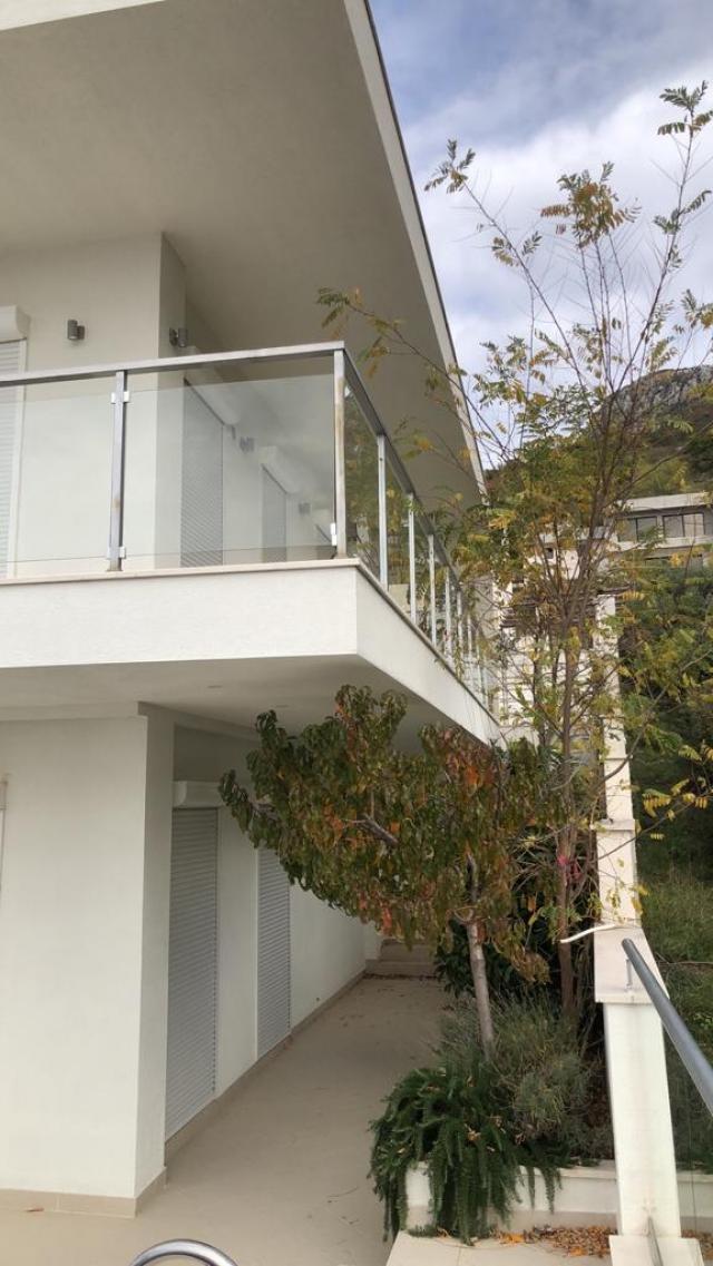 Three bedroom villa in Blizikuce