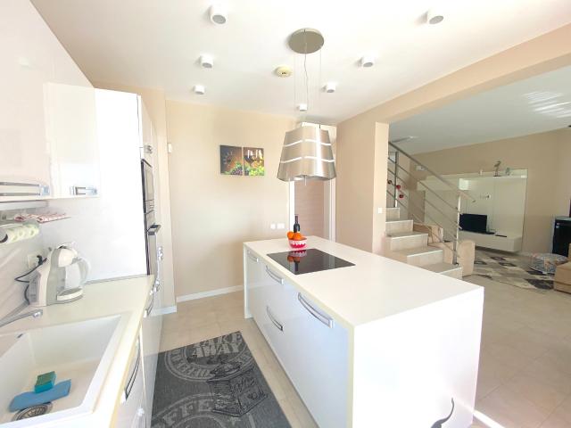 Three bedroom villa in Blizikuce