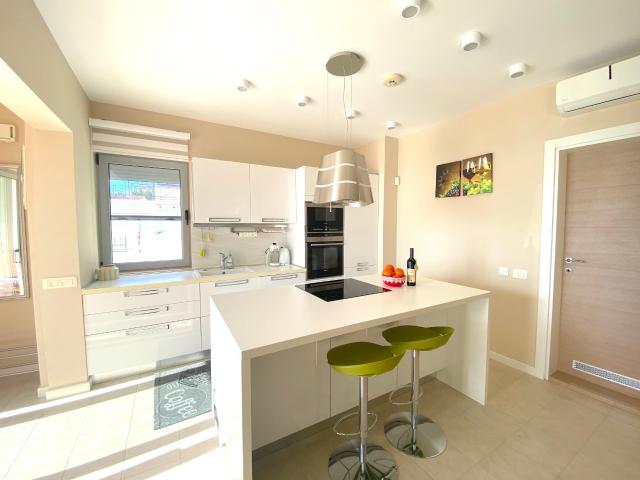 Three bedroom villa in Blizikuce