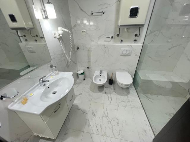Luxury apartment with 1 bedroom on the 1st line of the sea