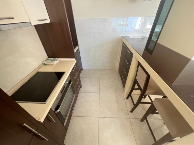 Luxury apartment with 1 bedroom on the 1st line of the sea