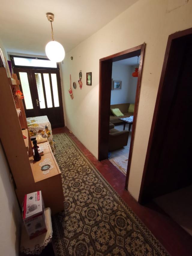 Legal one-story townhouse in Sutomore