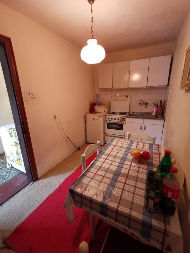 Legal one-story townhouse in Sutomore
