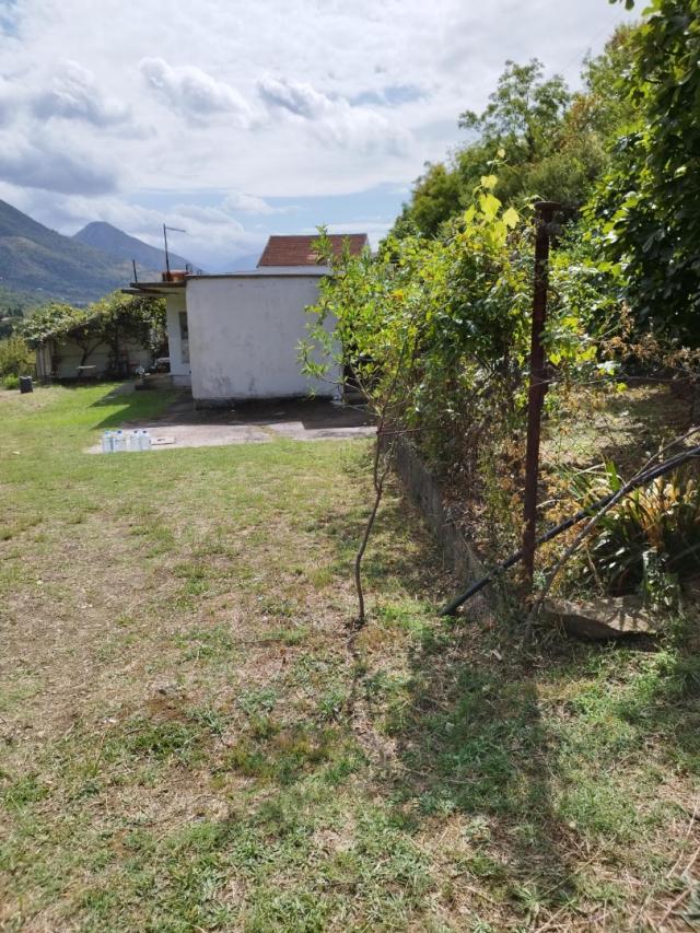 Legal one-story townhouse in Sutomore