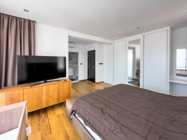 Luxurious two-storey penthouse in Becici