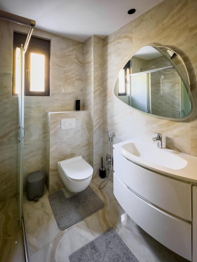 Luxurious two-storey penthouse in Becici