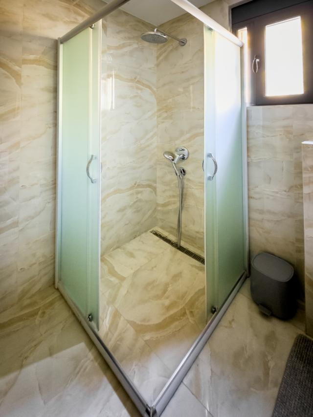 Luxurious two-storey penthouse in Becici