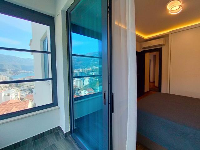 Luxurious two-storey penthouse in Becici