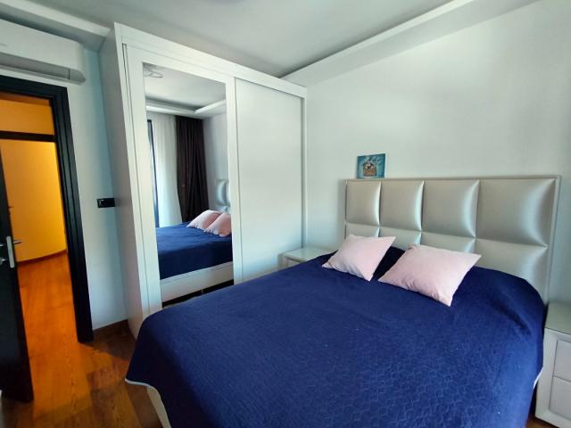 Luxurious two-storey penthouse in Becici