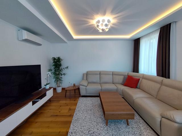 Luxurious two-storey penthouse in Becici