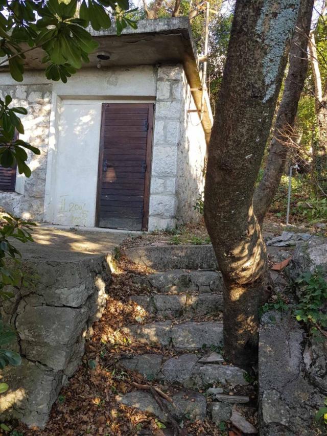 Land plot in Sutomore