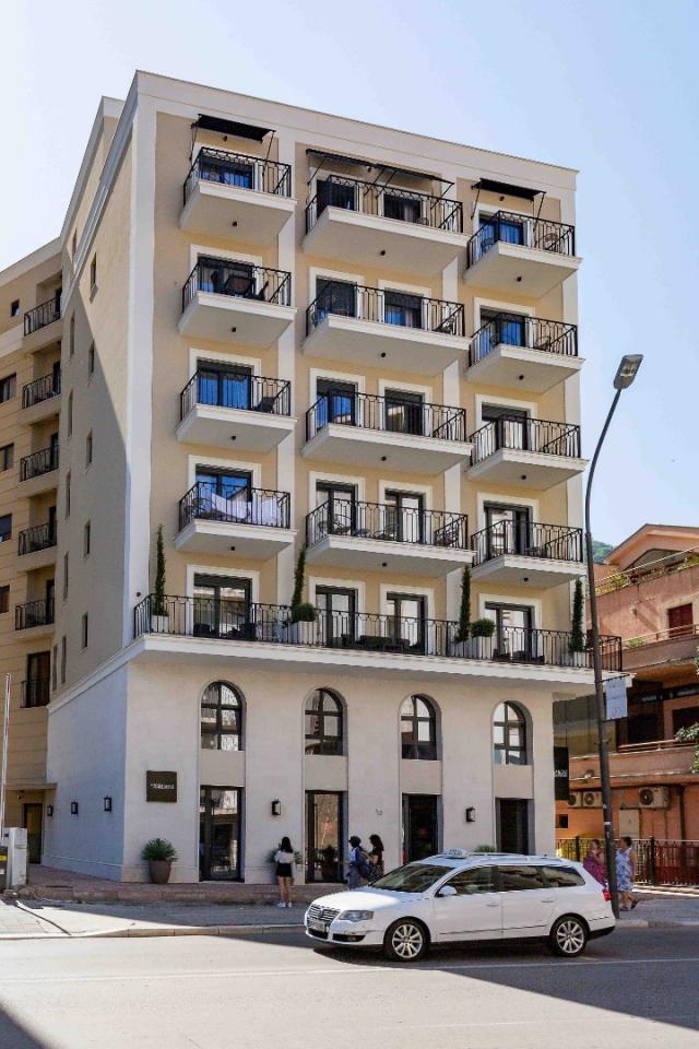 Apartment in an apart-hotel in Budva