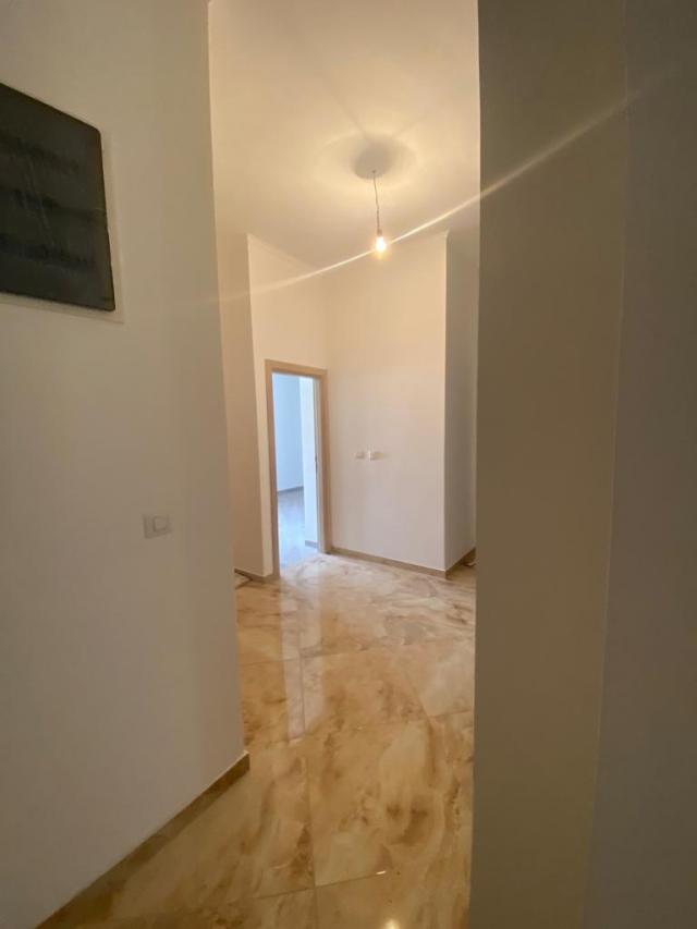 Penthouse in a complex on the 1st line of Dobra Voda