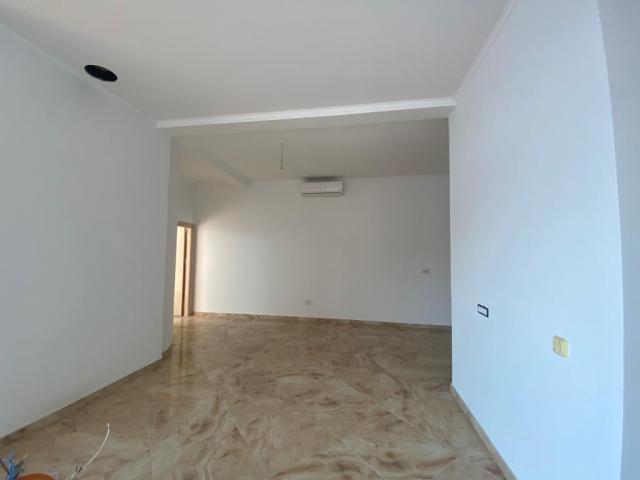 Penthouse in a complex on the 1st line of Dobra Voda