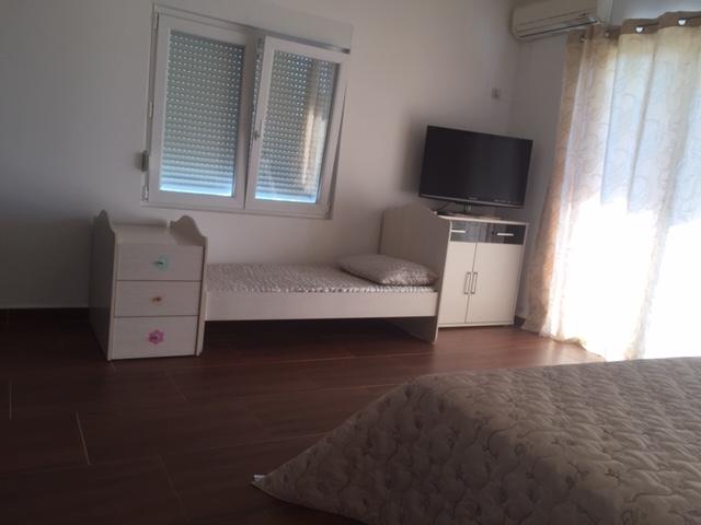 Villa with pool in Shushan, with panoramic sea views