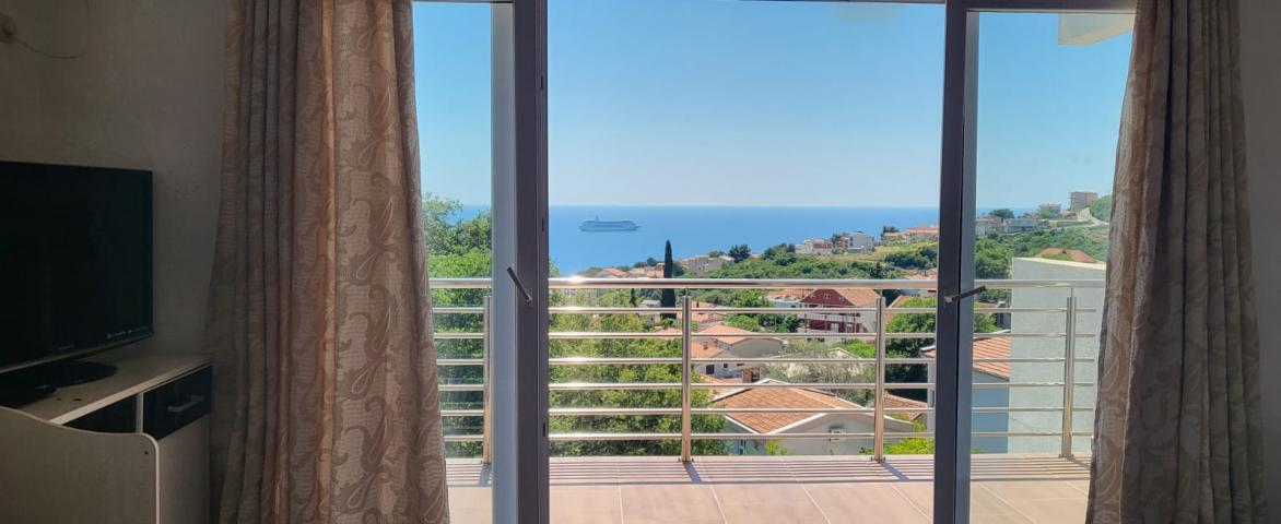 Villa with pool in Shushan, with panoramic sea views