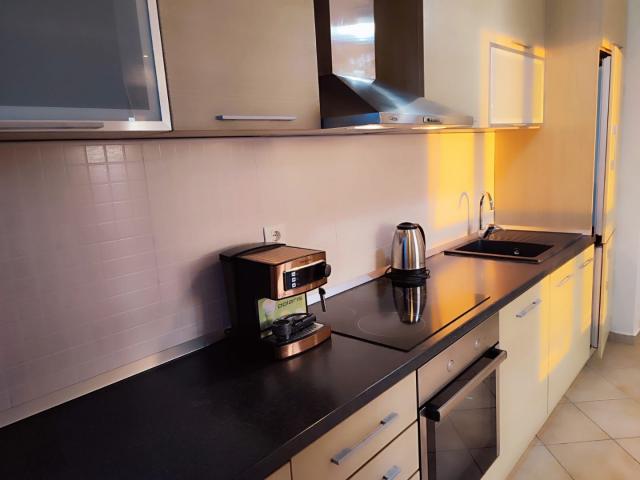 Apartment with parking in Dobra Voda