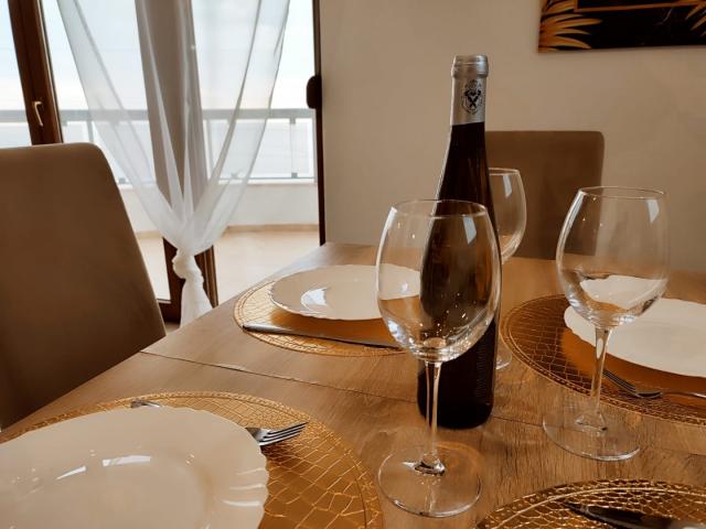 Apartment with parking in Dobra Voda
