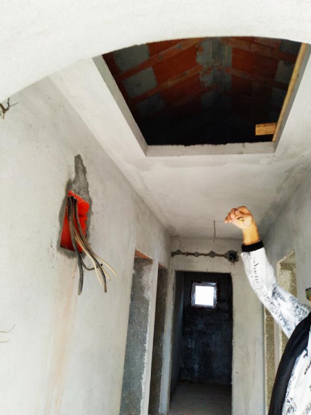 House under construction in Dobra Voda