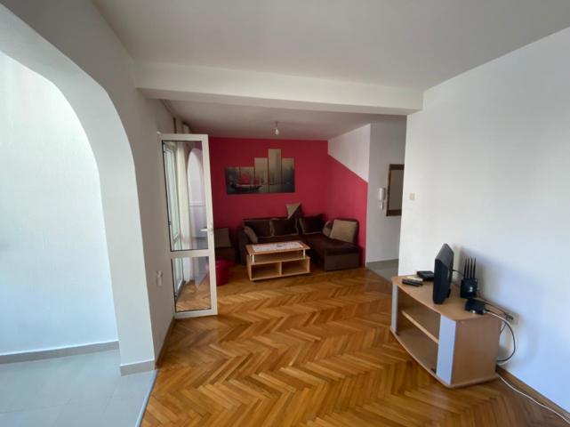 Apartment with 2 bedrooms in Budva (Rozino)