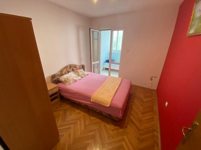 Apartment with 2 bedrooms in Budva (Rozino)