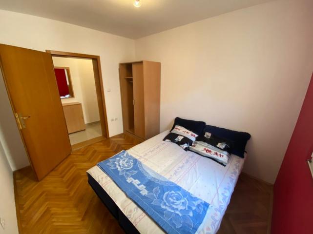 Apartment with 2 bedrooms in Budva (Rozino)