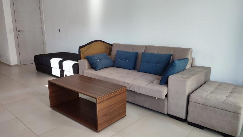Apartments in a new building in Sutomore close to the sea