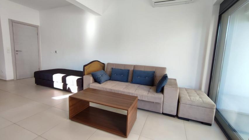 Apartments in a new building in Sutomore close to the sea