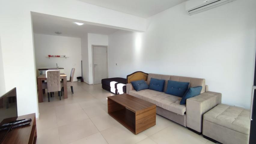 Apartments in a new building in Sutomore close to the sea