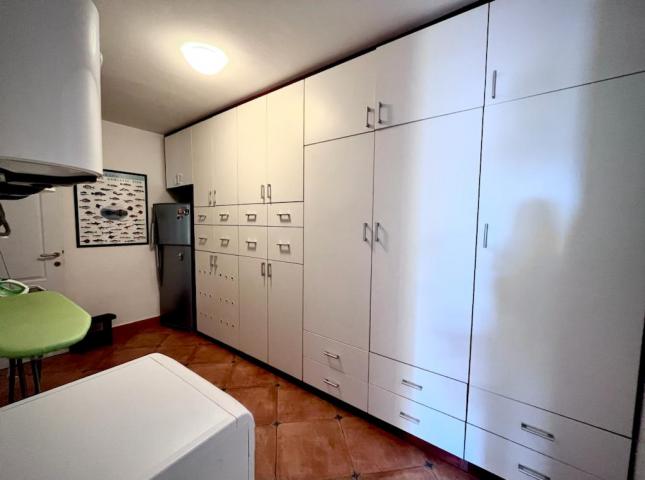 Three-storey house in Petrovac