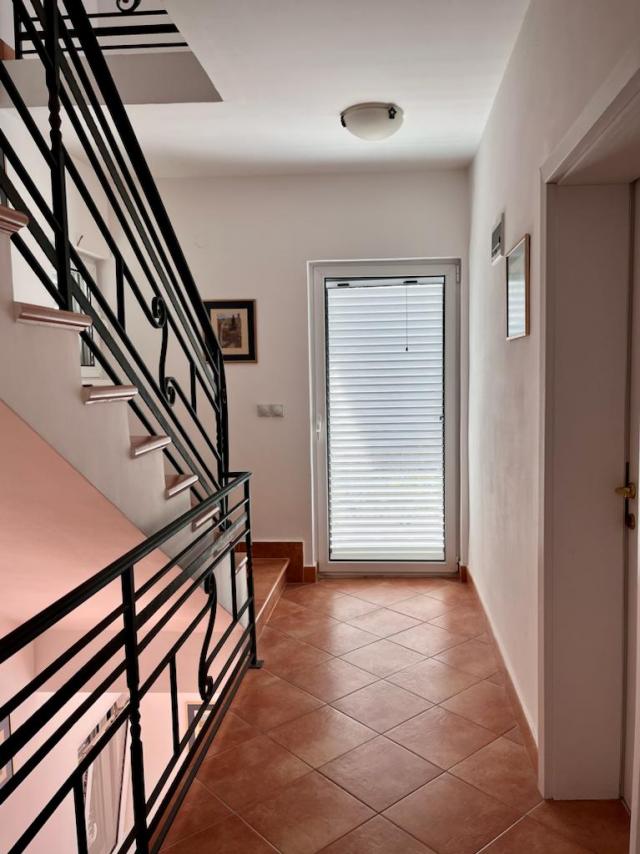 Three-storey house in Petrovac
