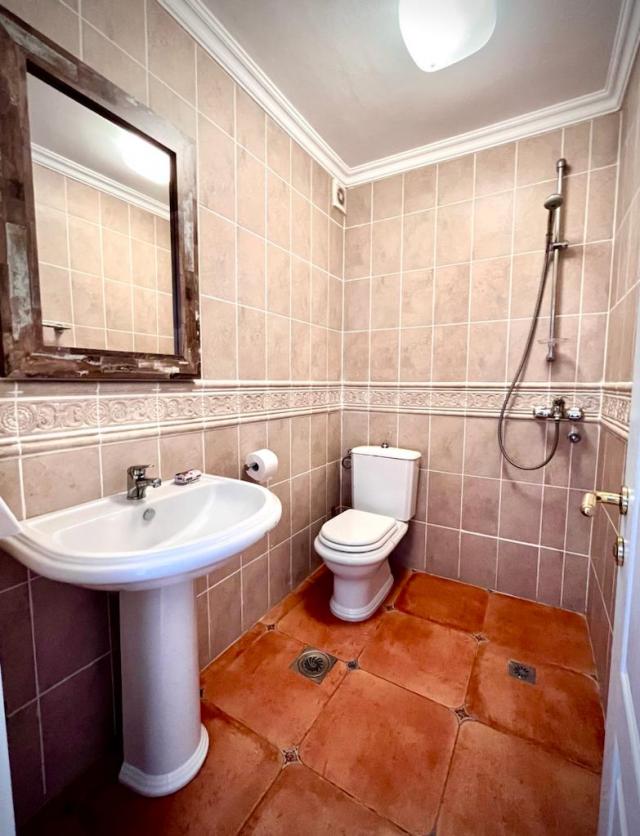 Three-storey house in Petrovac