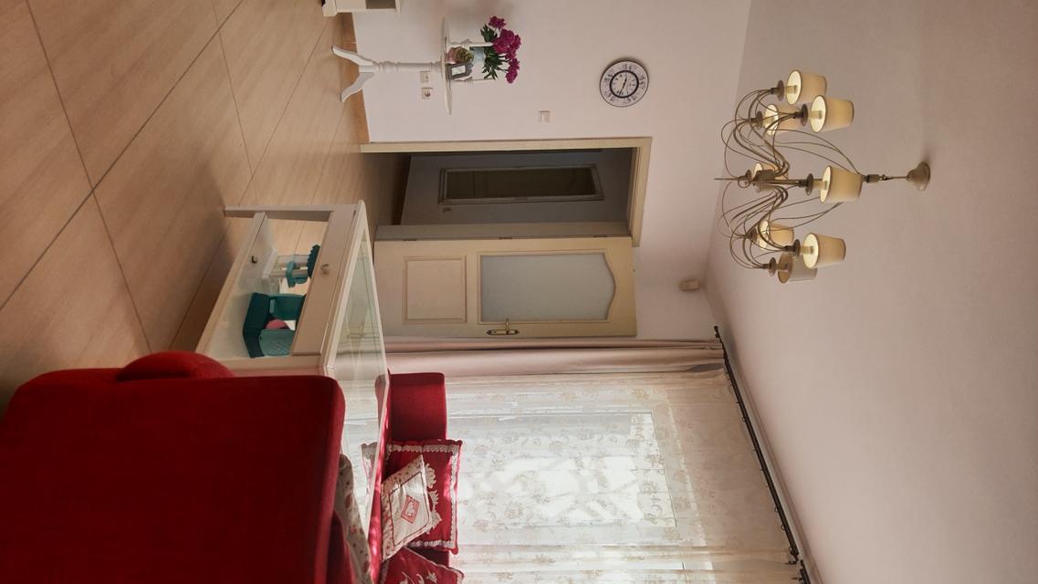 Three-storey villa with a swimming pool in the city of Bar, Green Belt area. 