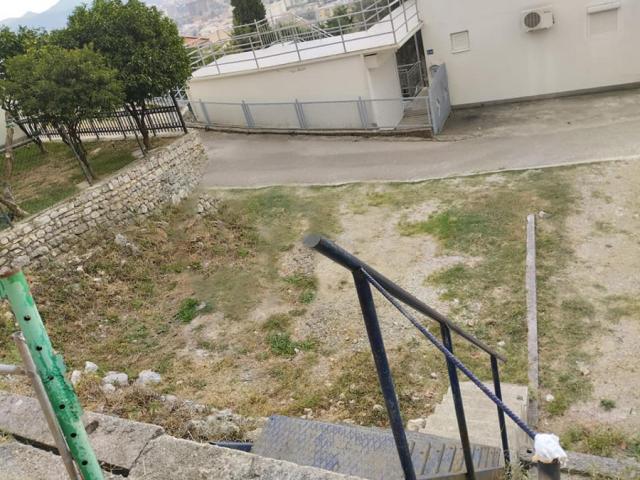 Three-storey unfinished house with a plot in the Shushan area, Bar. 
