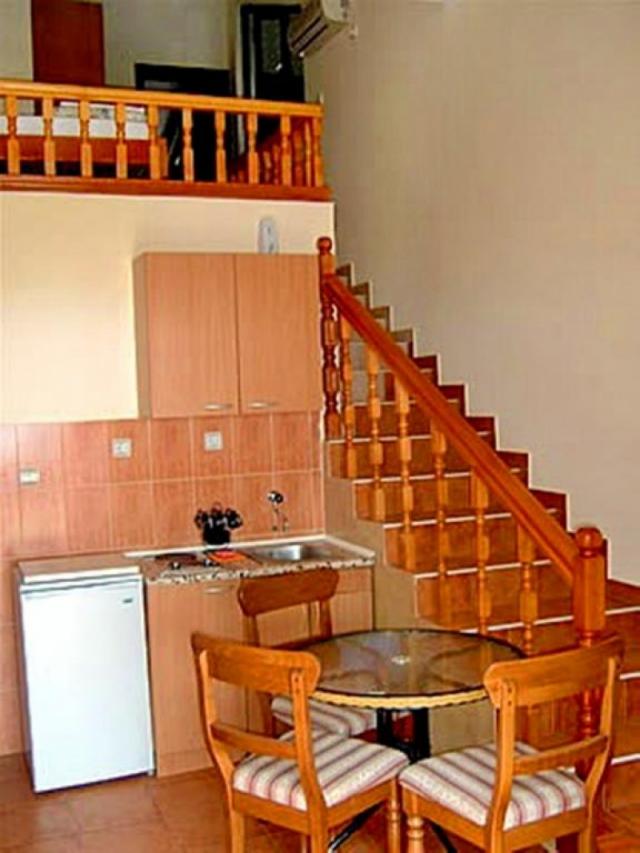 Hotel with 12 apartments in Petrovac