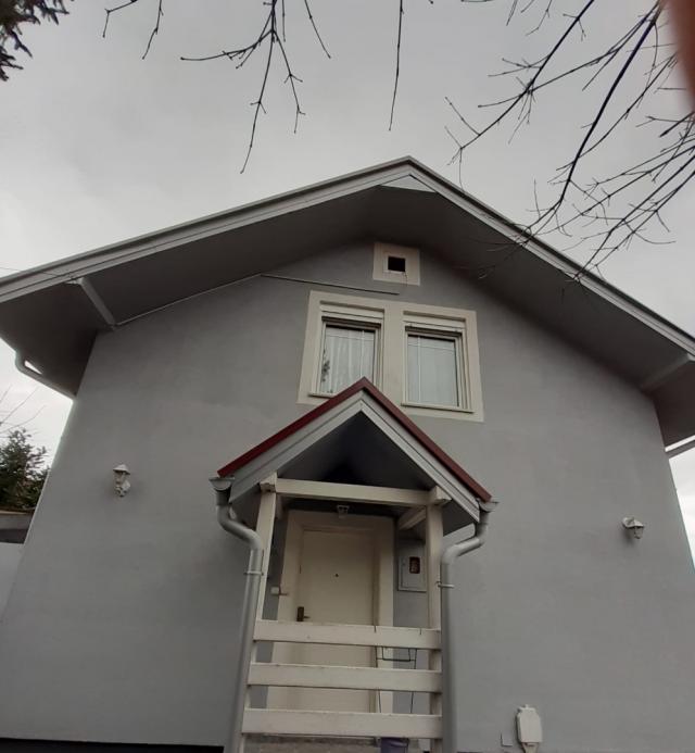 Two-storey house with a plot in Cetinje. 