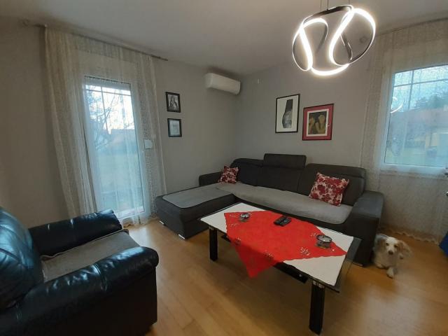 Two-storey house with a plot in Cetinje. 