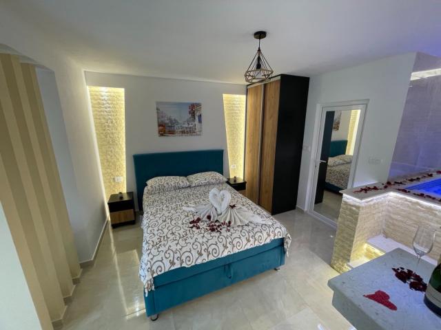Unique apartment with an indoor pool in the center of Sutomore near the sea