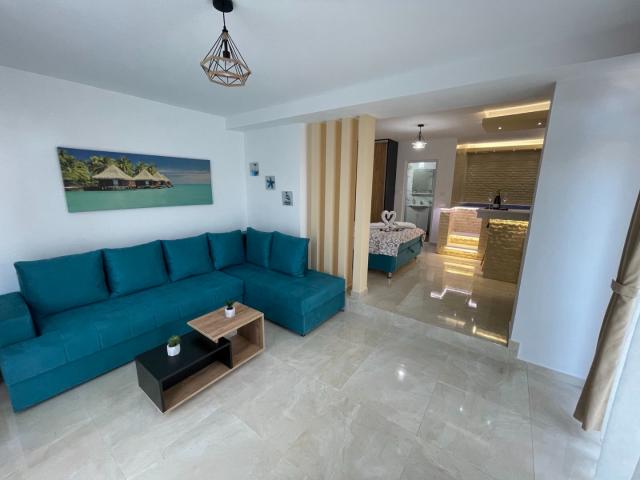 Unique apartment with an indoor pool in the center of Sutomore near the sea