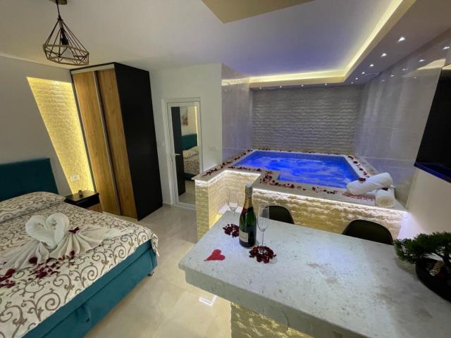 Unique apartment with an indoor pool in the center of Sutomore near the sea