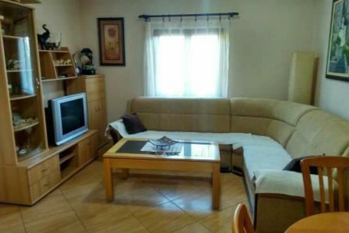 One-storey house with a large plot in Shushani, Bar