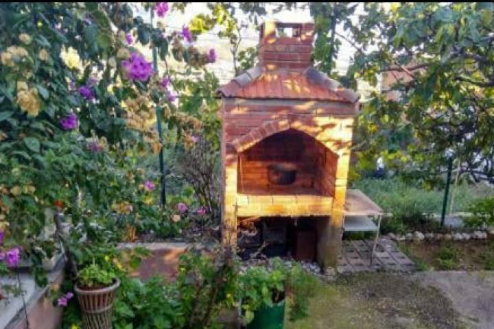 One-storey house with a large plot in Shushani, Bar