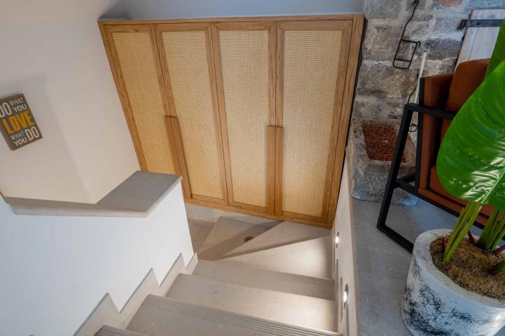 Budva, Old Town - unique apartment with view of the beach and sea